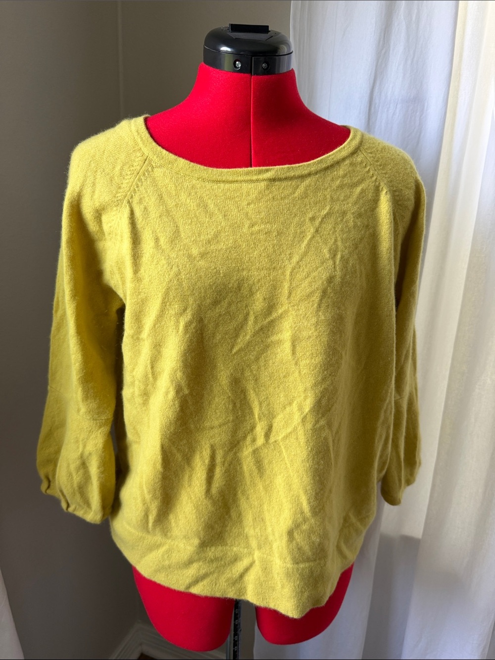Boden Women’s Scoopneck Lightweight Cashmere Sweater in Mustard